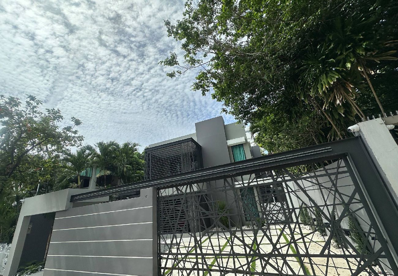 House in San Juan - Puerto Rico vacation dream house 
