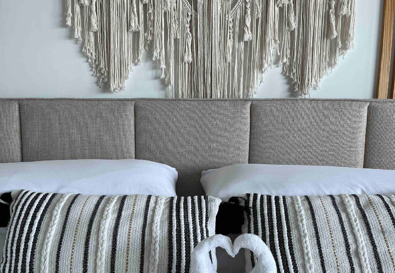 Condominium in Fajardo - Oceanfront Oasis: Panoramic Views & Marina Access 