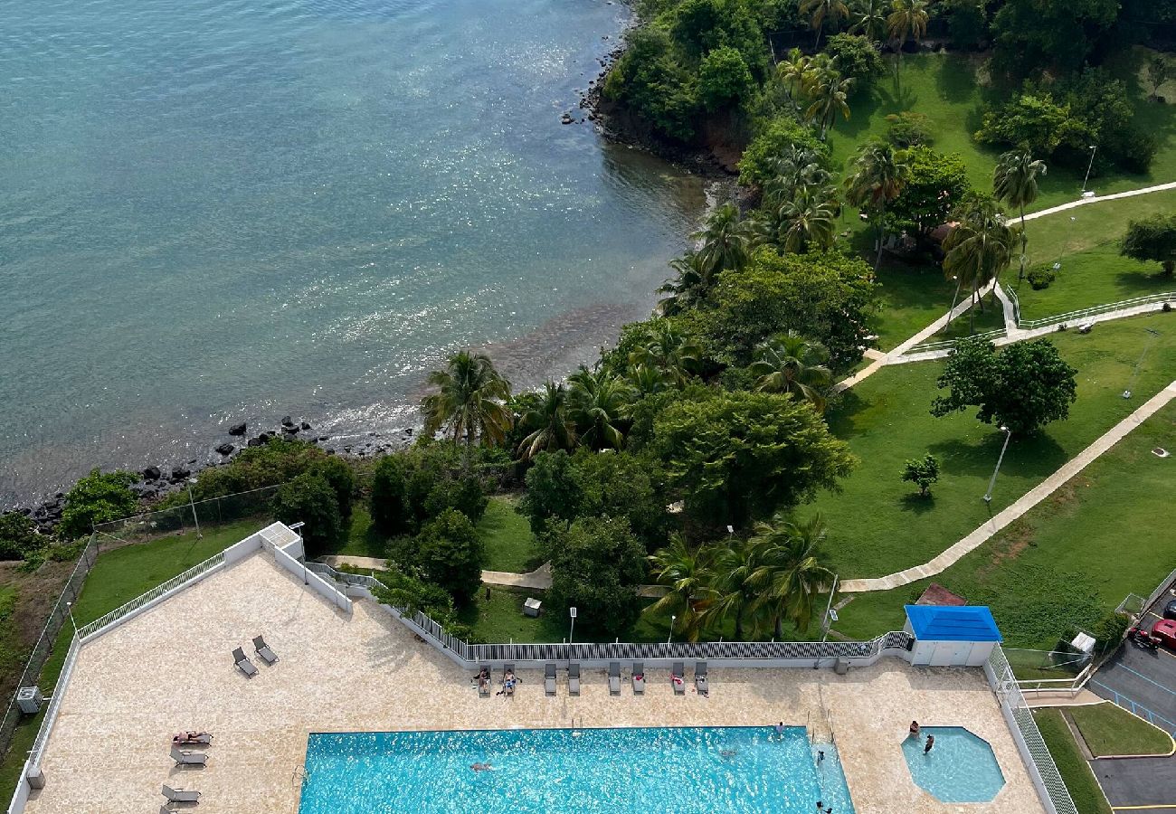 Condominium in Fajardo - Oceanfront Oasis: Panoramic Views & Marina Access 