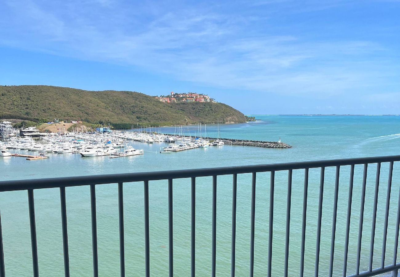 Condominium in Fajardo - Oceanfront Oasis: Panoramic Views & Marina Access 