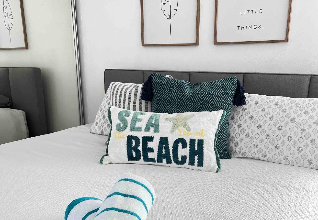 Apartment in Fajardo - Fajardo Oceanfront: Marina Views, Wi-Fi & Pool 