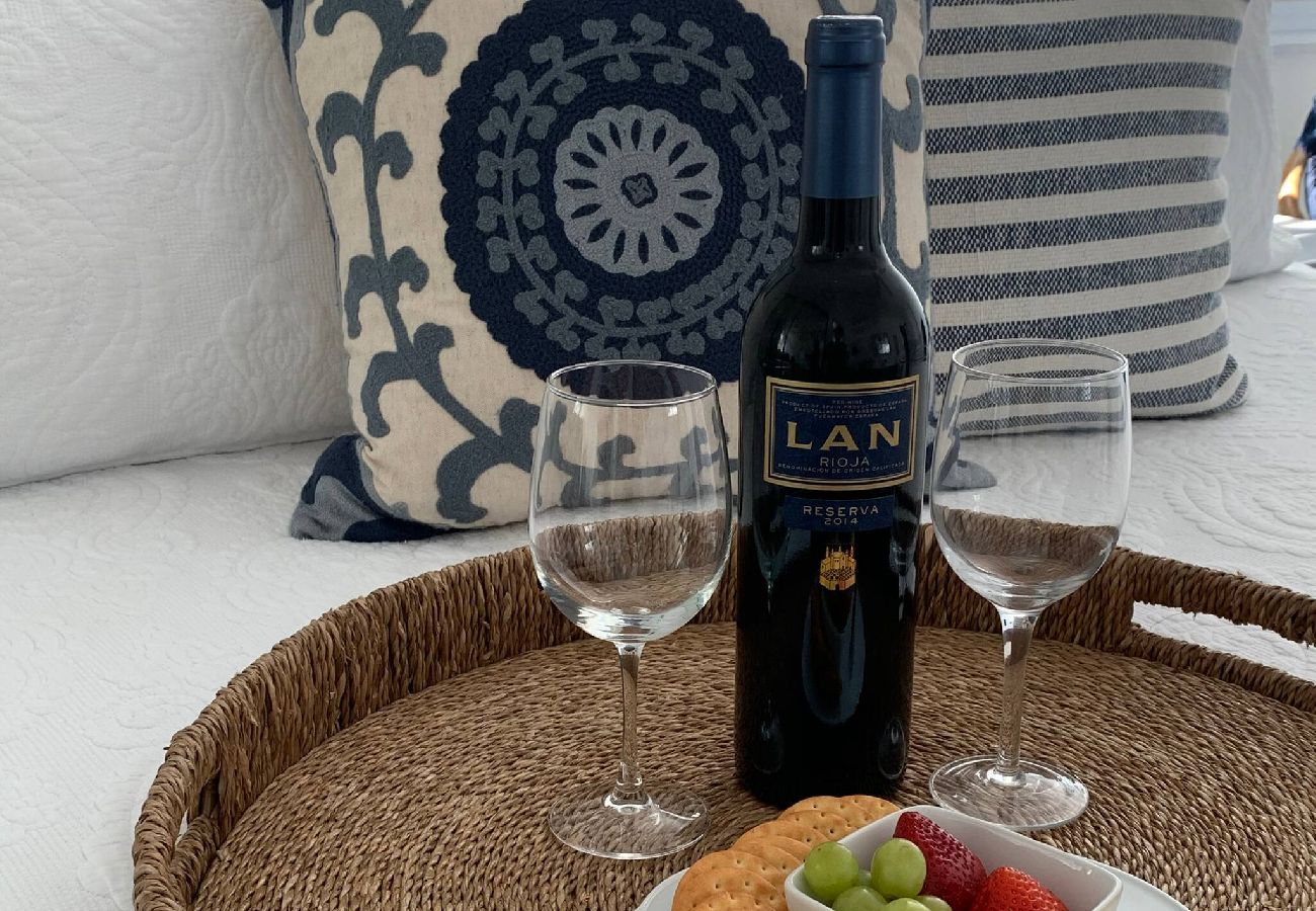 Apartment in Fajardo - Fajardo Oceanfront: Marina Views, Wi-Fi & Pool 