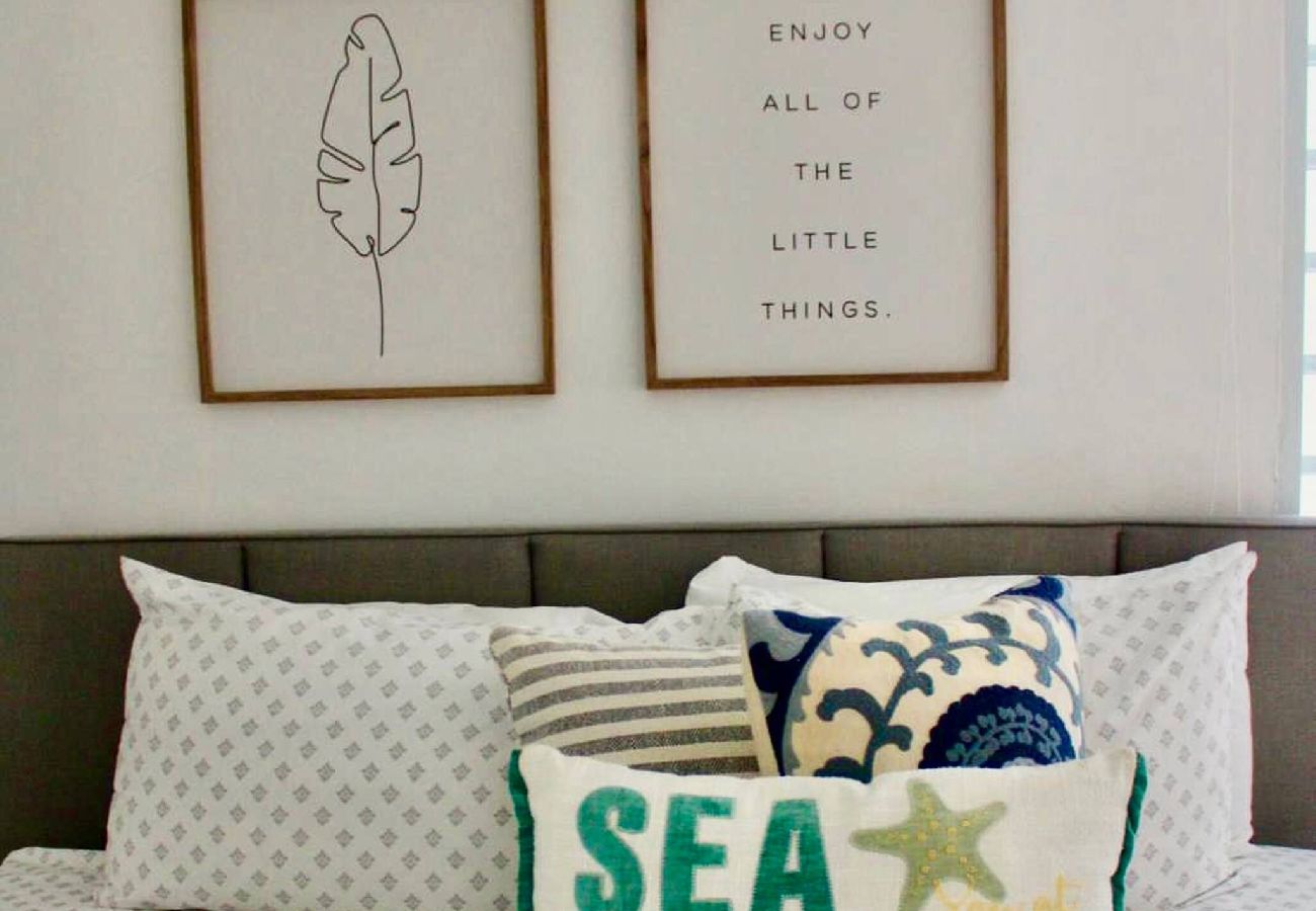 Apartment in Fajardo - Fajardo Oceanfront: Marina Views, Wi-Fi & Pool 