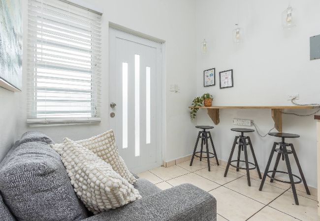 Apartment in San Juan - Beautiful 2 Bedroom in Miramar! 