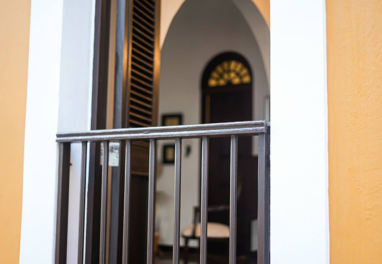 Apartment in San Juan - Old San Juan Colonial Gem 