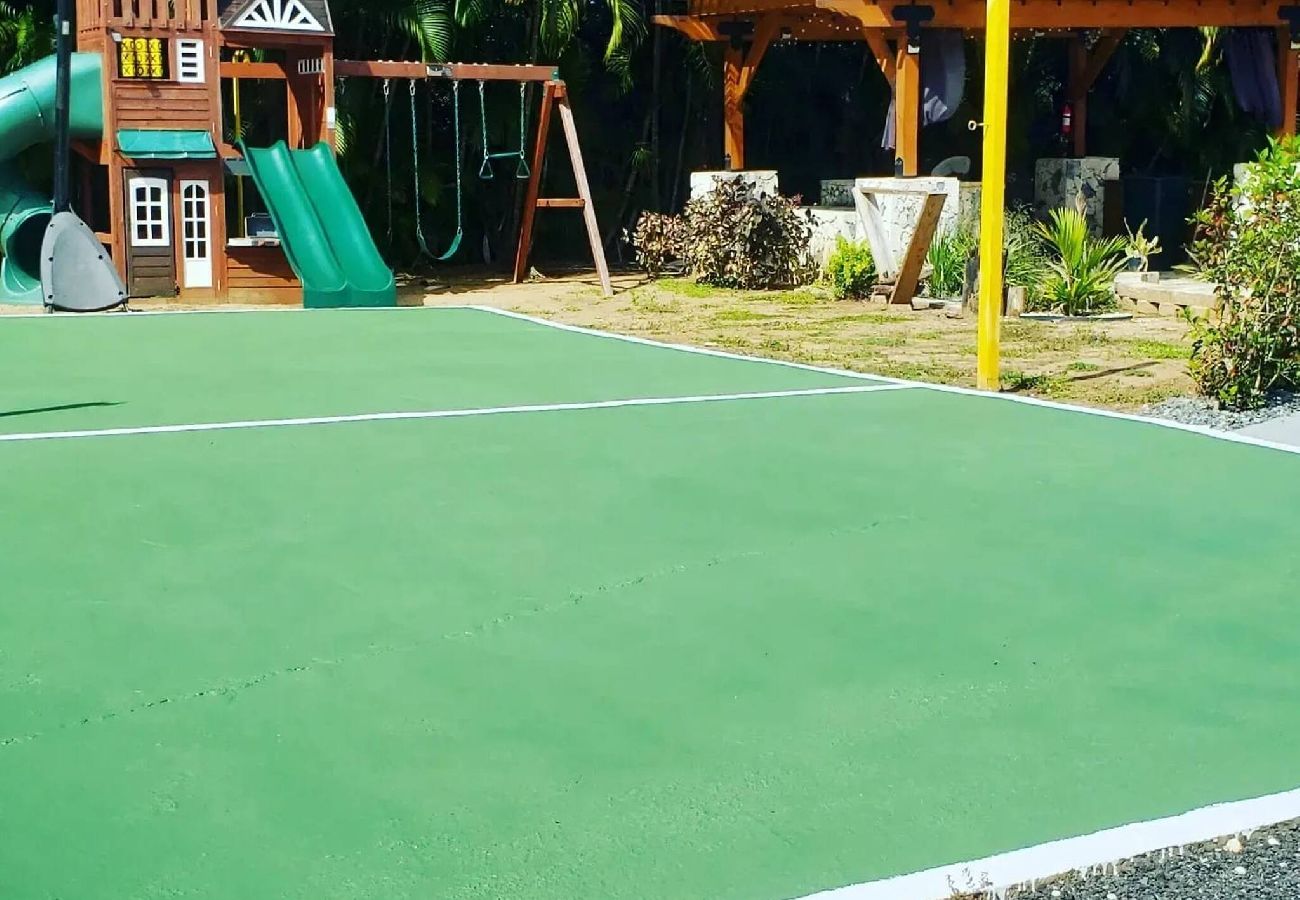 Apartment in Vega Baja - Spacious 2BR Apartment w Pool Access Sleeps 10