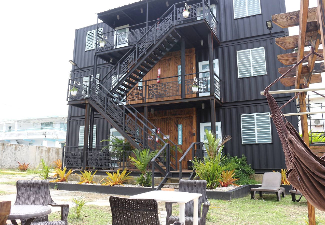 Apartment in Vega Baja - Charming 1-Bedroom Beach Apartment for 4