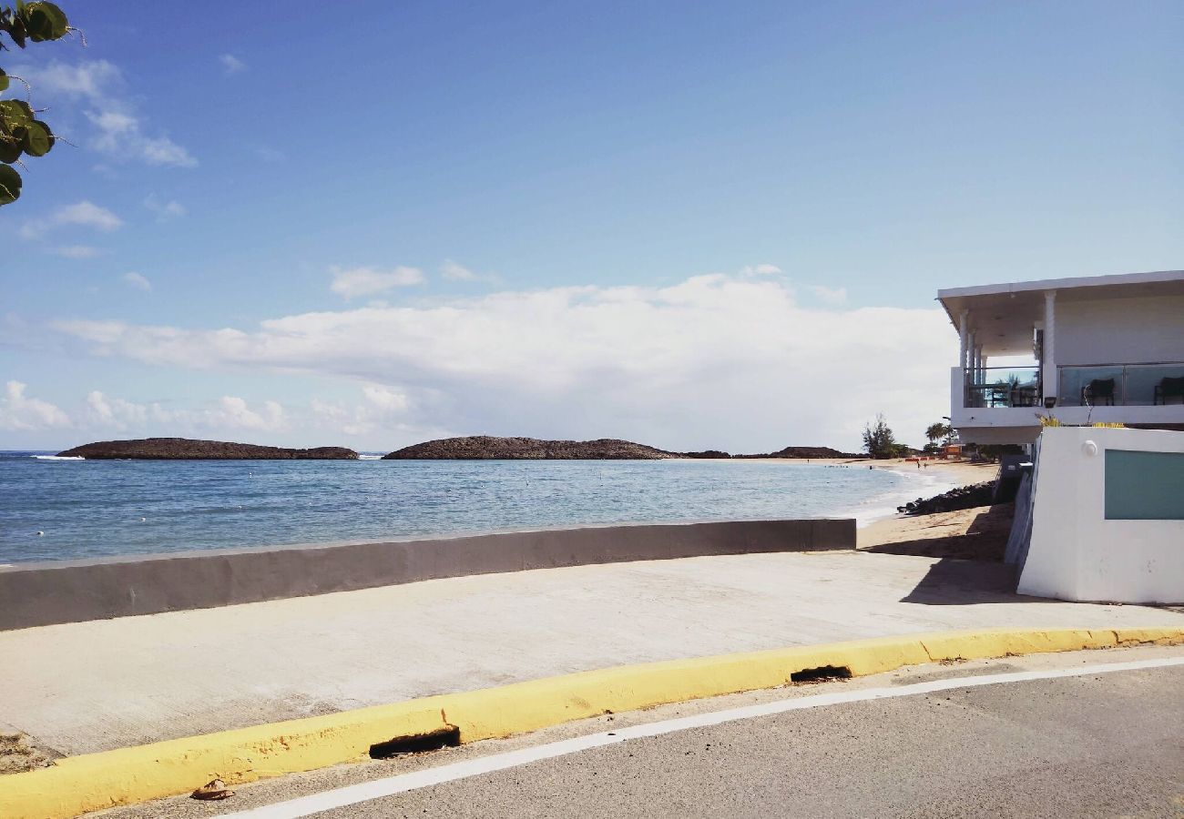 Apartment in Vega Baja - Charming 1-Bedroom Beach Apartment for 4