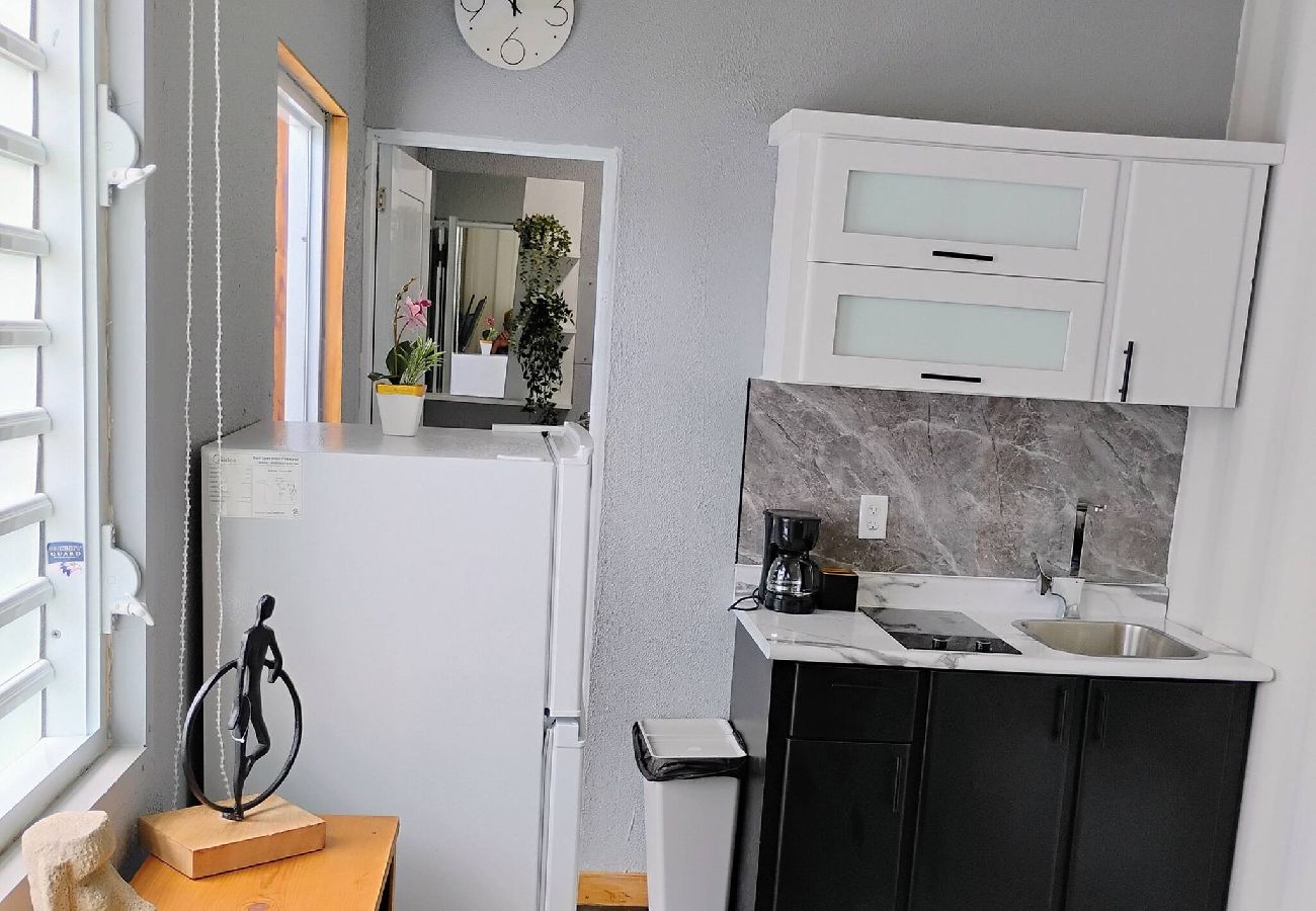 Apartment in Vega Baja - Charming 1-Bedroom Beach Apartment for 4