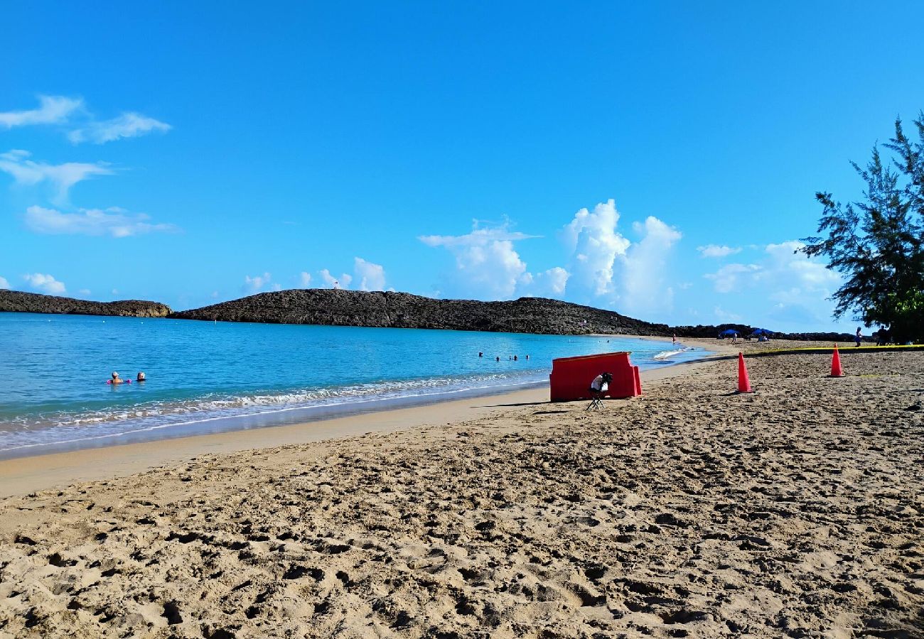 Apartment in Vega Baja - Charming 1-Bedroom Beach Apartment for 4