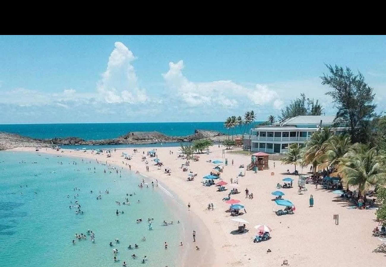 Apartment in Vega Baja - Charming 1-Bedroom Beach Apartment for 4