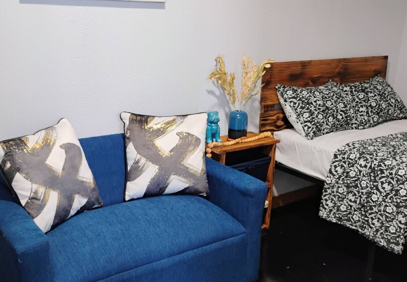 Apartment in Vega Baja - Charming 1-Bedroom Beach Apartment for 4