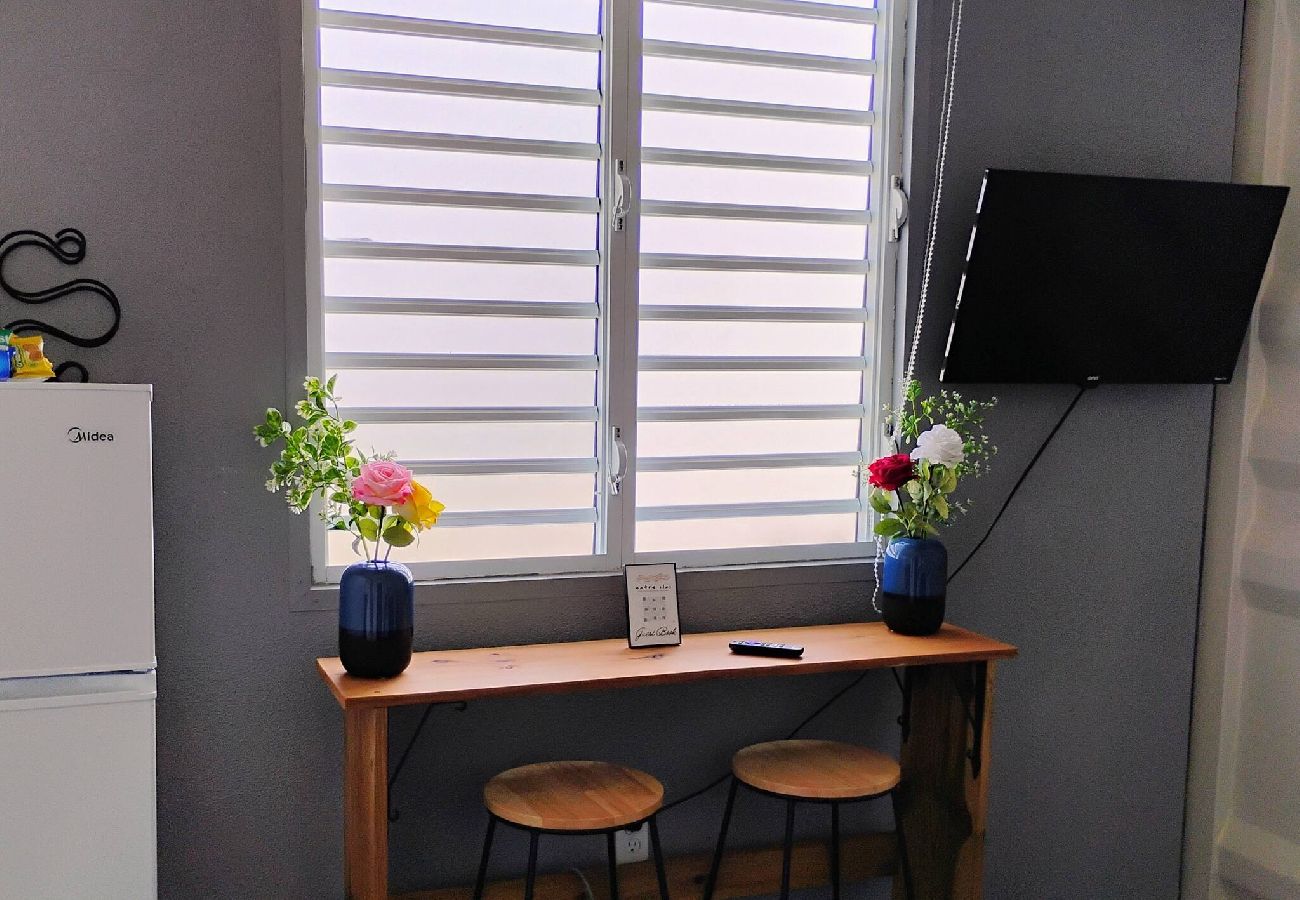 Apartment in Vega Baja - Charming 1-Bedroom Beach Apartment for 4