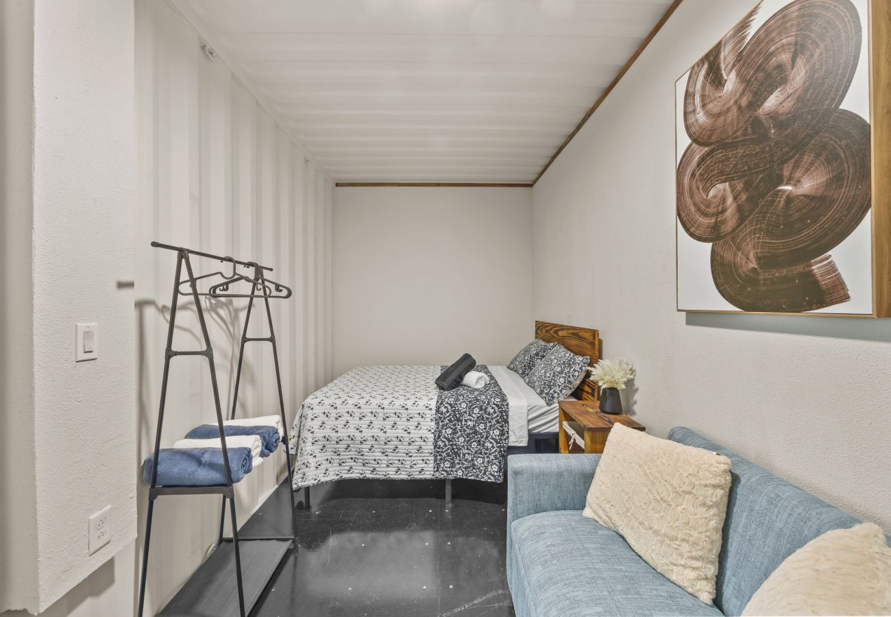 Apartment in Vega Baja - Comfortable 1BR Beachside Apartment – Sleeps 4