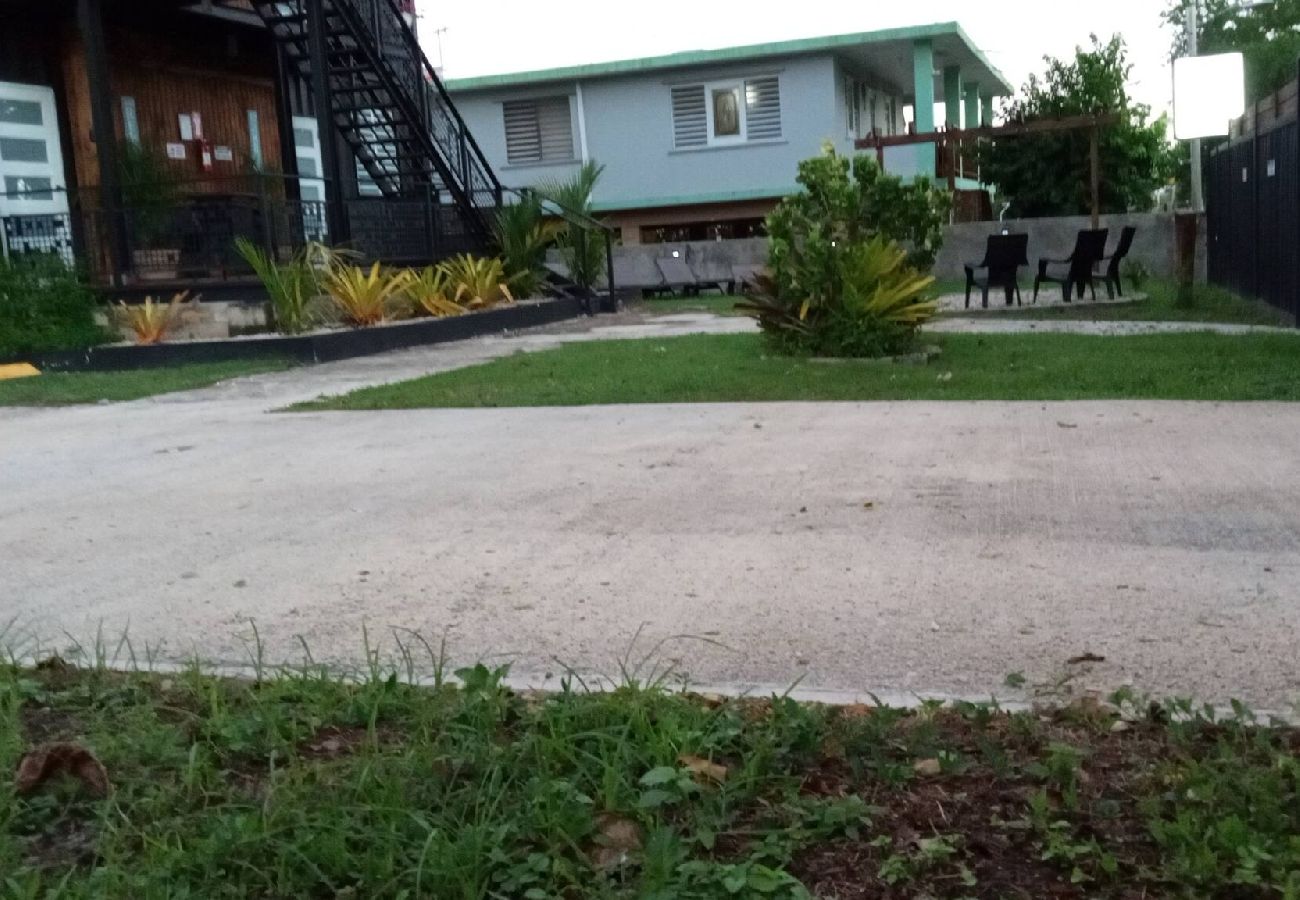 Apartment in Vega Baja - Sunny 1-Bedroom Beach Apartment for 4 Guests