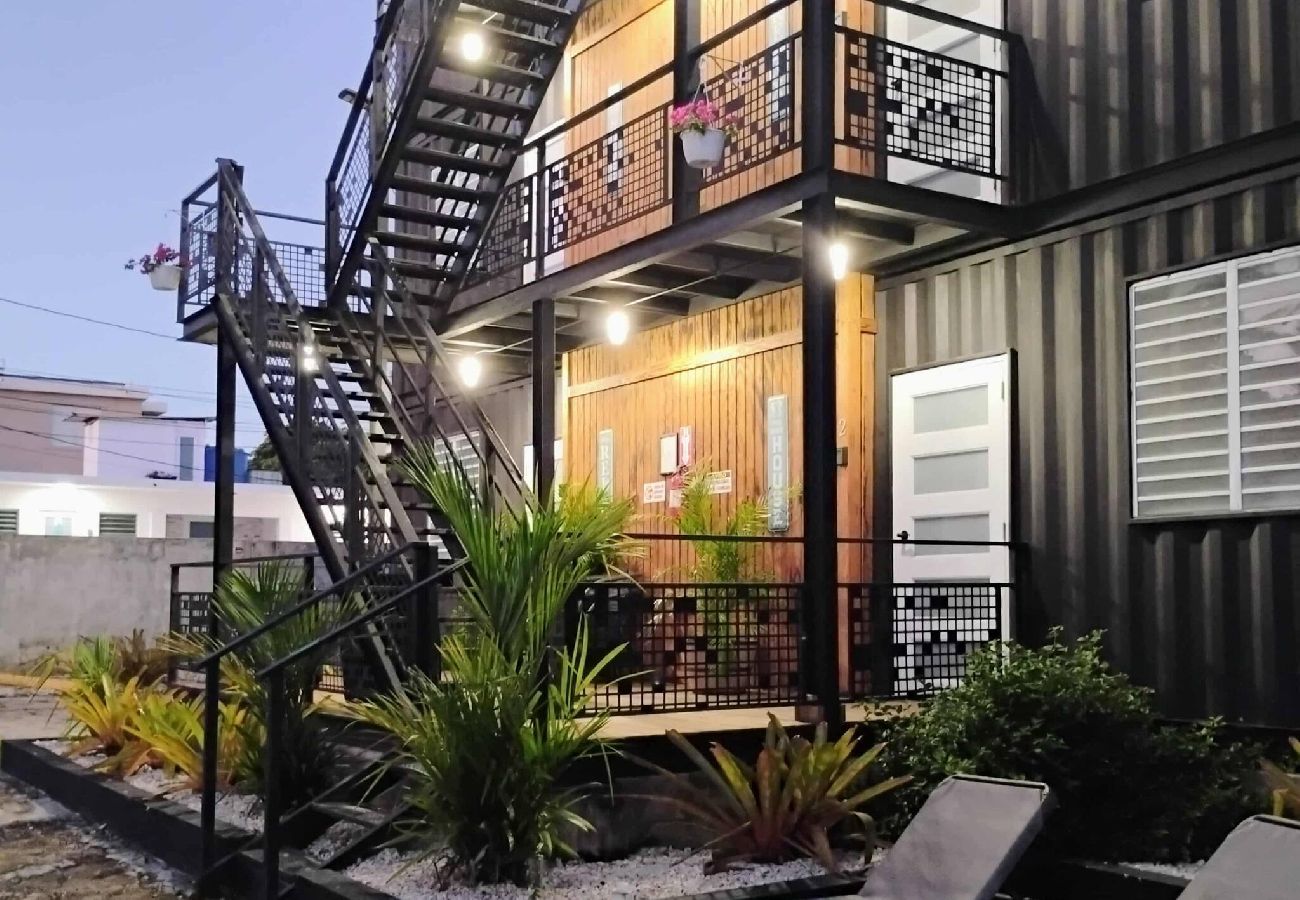 Apartment in Vega Baja - Sunny 1-Bedroom Beach Apartment for 4 Guests