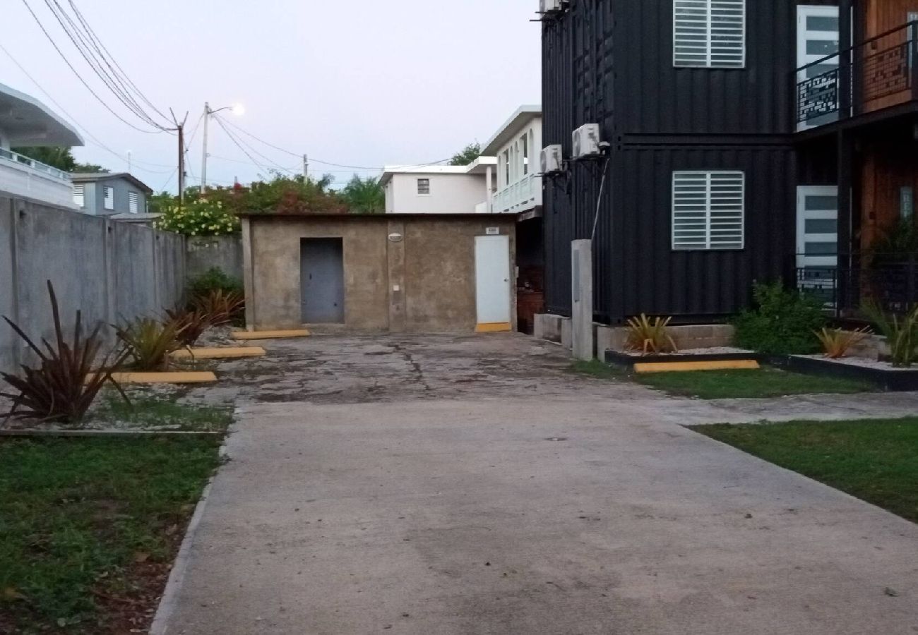 Apartment in Vega Baja - Sunny 1-Bedroom Beach Apartment for 4 Guests