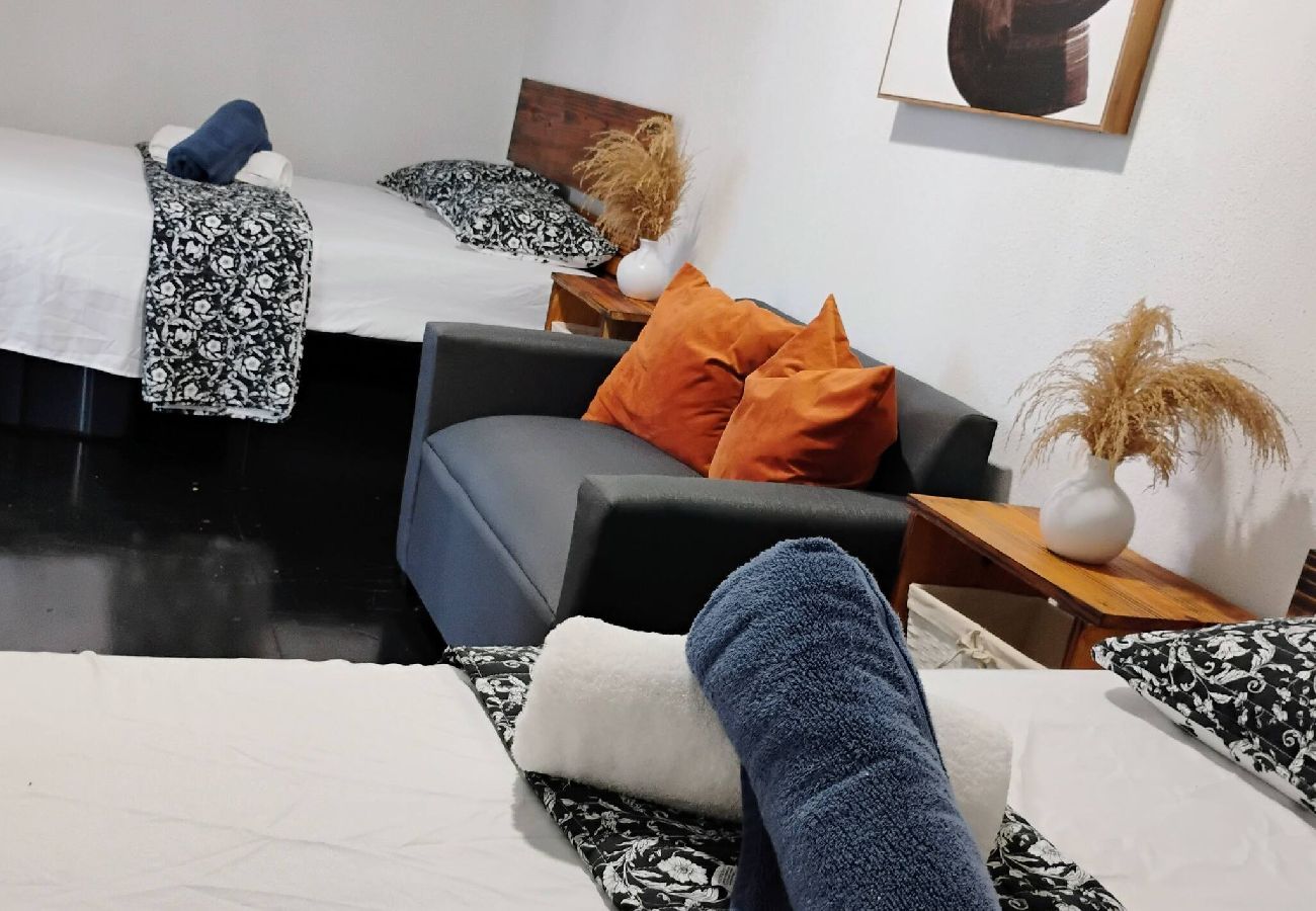 Apartment in Vega Baja - Sunny 1-Bedroom Beach Apartment for 4 Guests