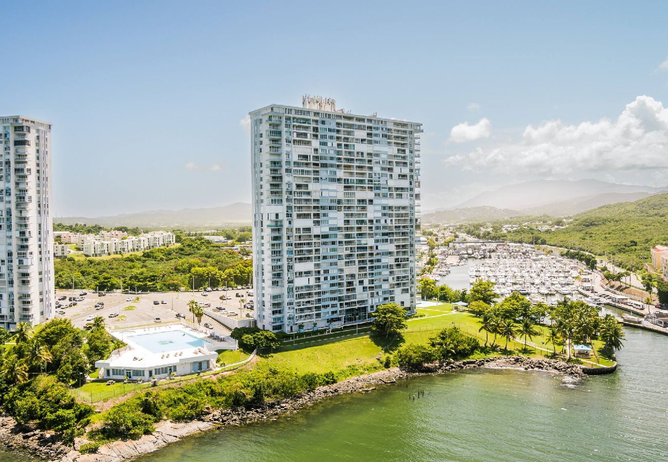 Apartment in Fajardo - Ocean view condo with pool & fits 3 
