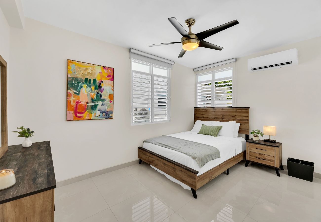 Apartment in San Juan - Cozy 2BR Apartment w/ Open Living Space | Sleeps 6
