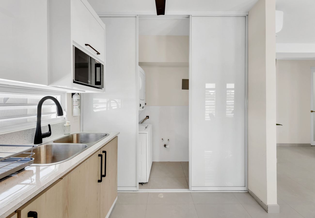 Apartment in San Juan - Cozy 2BR Apartment w/ Open Living Space | Sleeps 6