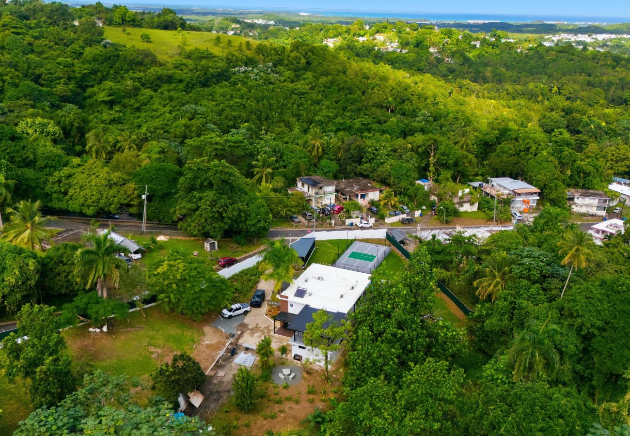 House in Río Grande - Rainforest Retreat | 6BR Private Pool Home for Groups