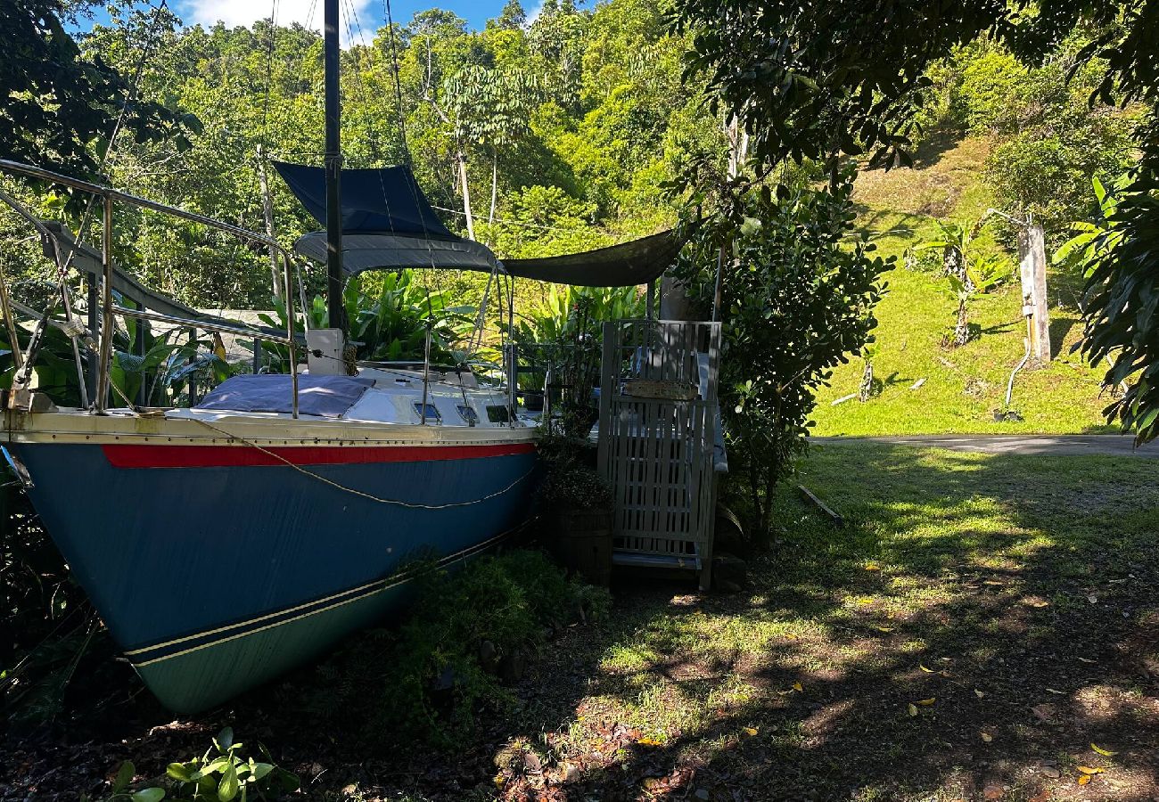 Boat in Cayey - Cozy Sailboat at the Montains with air conditioned