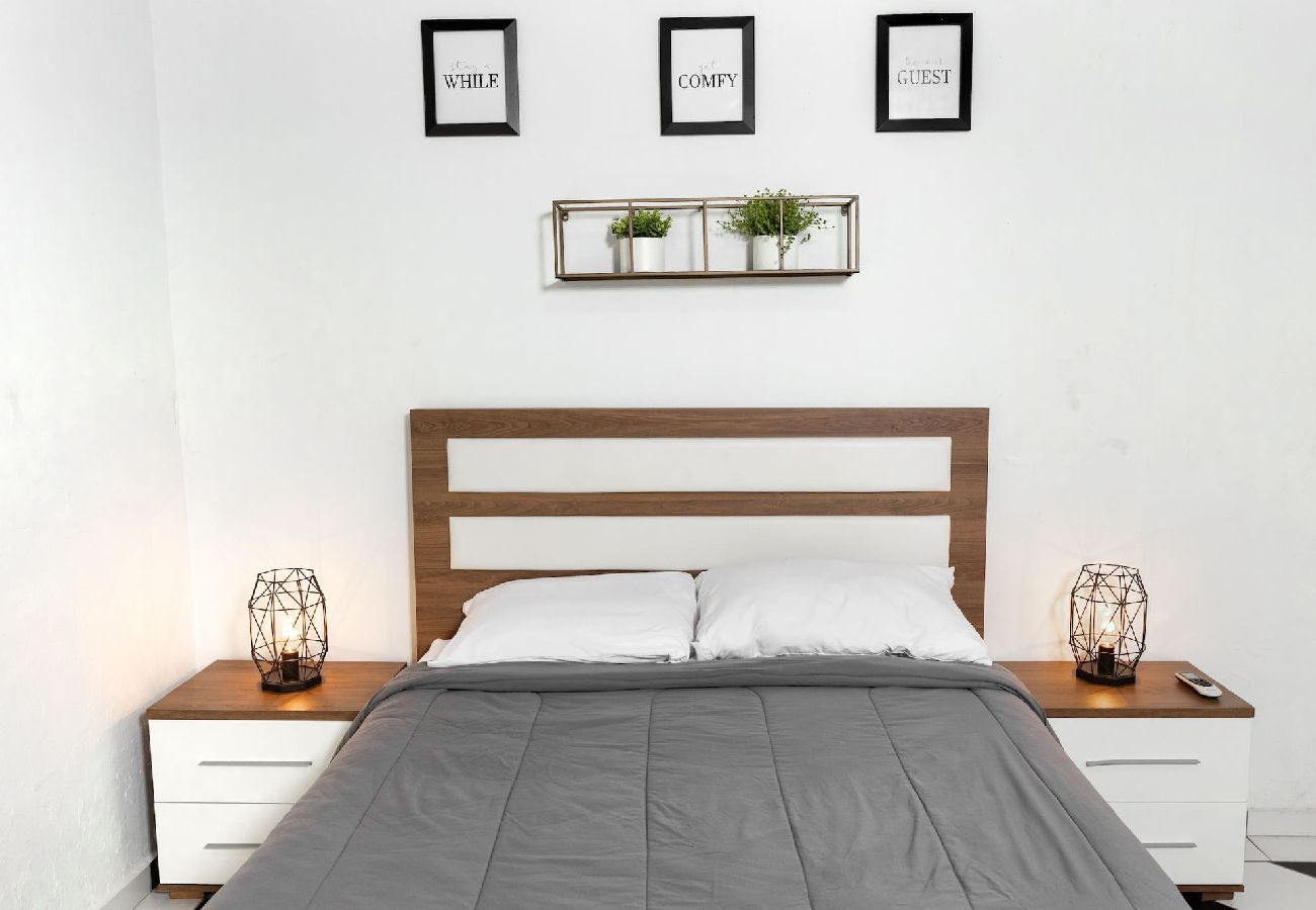 Apartment in San Juan - Historic and Stylish Apt at Calle Fortaleza! 