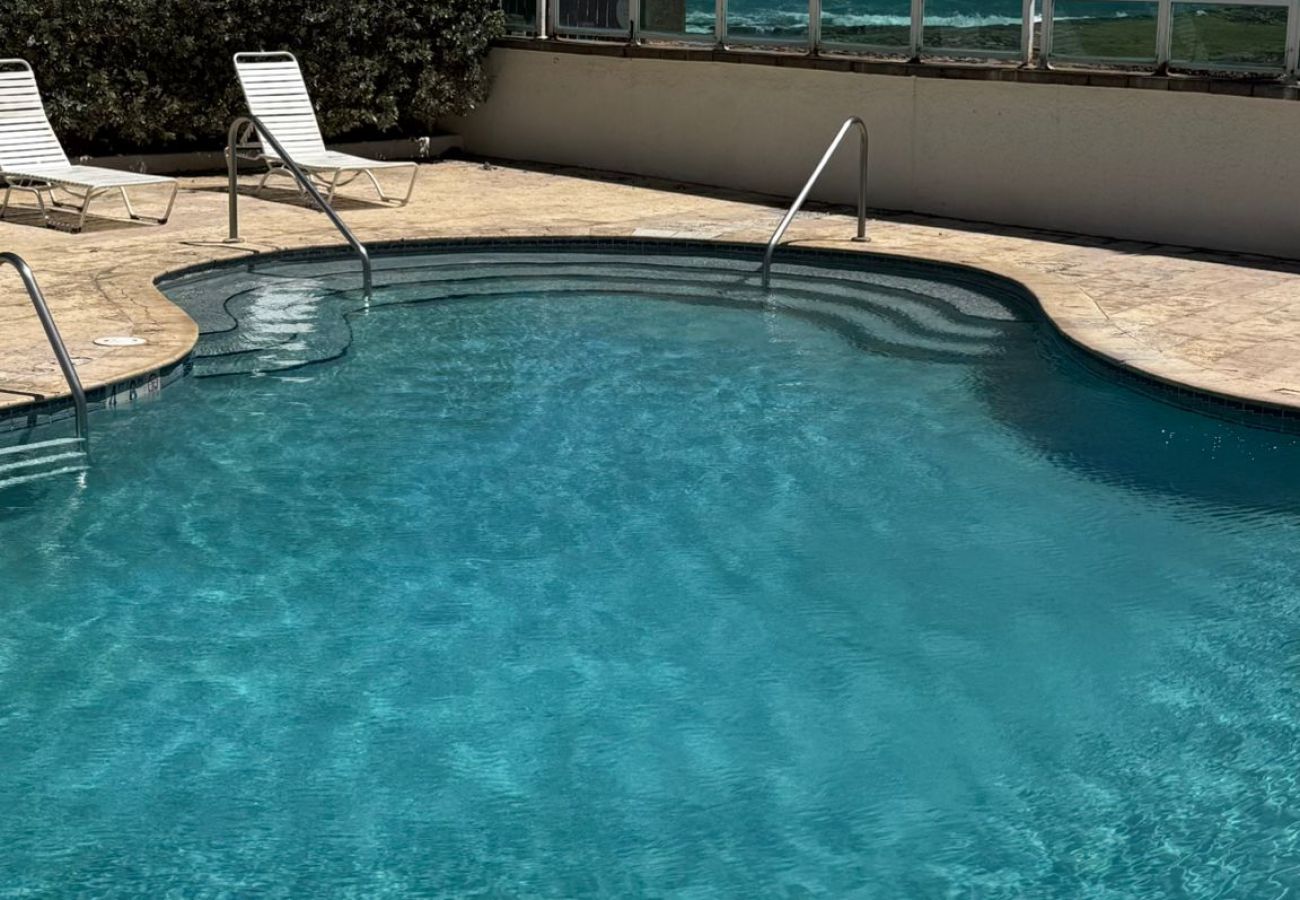 Apartment in San Juan - Perfect Couples Getaway with Ocean View Location