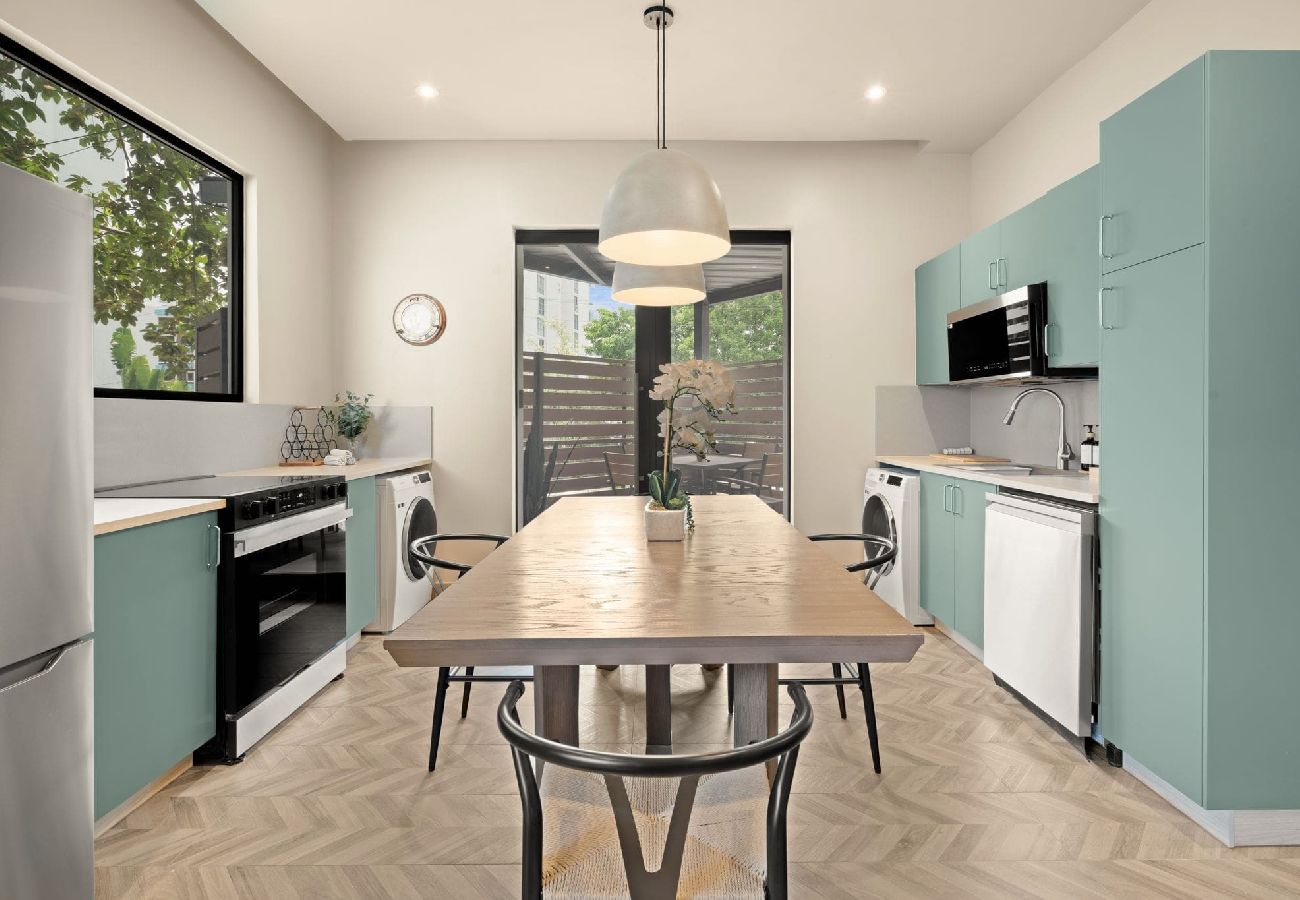 Apartment in San Juan - Your Condado Escape: Two Chic Apartments Combined 