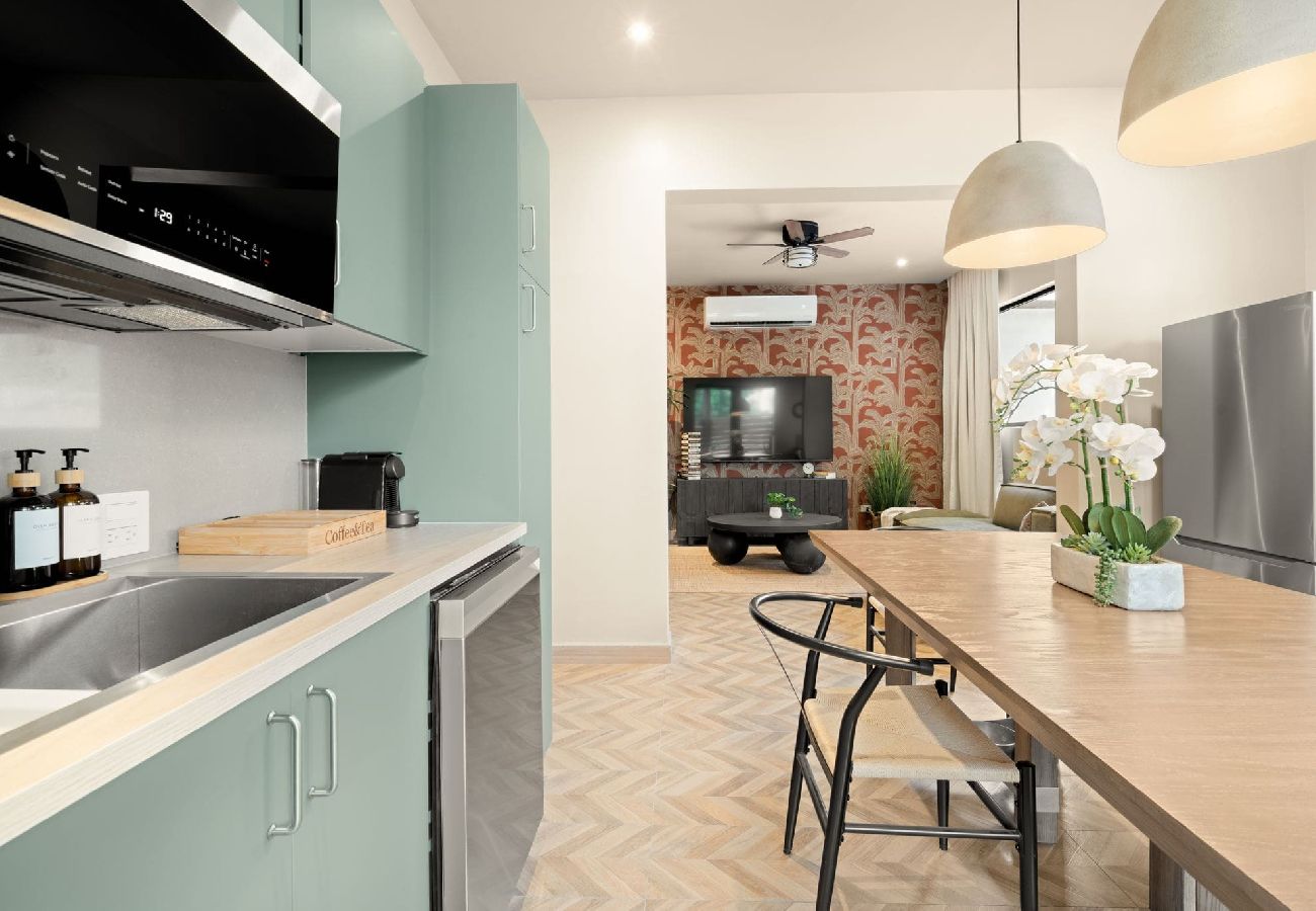 Apartment in San Juan - Your Condado Escape: Two Chic Apartments Combined 