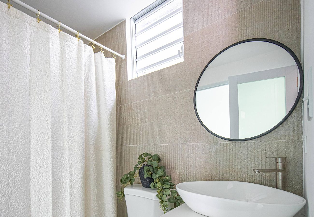 Apartment in San Juan - Stylish and Comfortable Studio Steps from La Cerra 