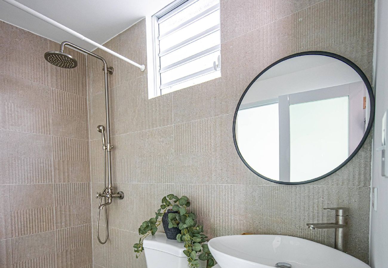 Apartment in San Juan - Stylish and Comfortable Studio Steps from La Cerra 