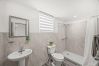 House in San Juan - Cozy Queen Studio | Near Airport & Old San Juan