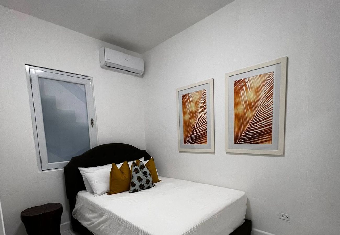 House in San Juan - Cozy Family Apartment at San Juan 