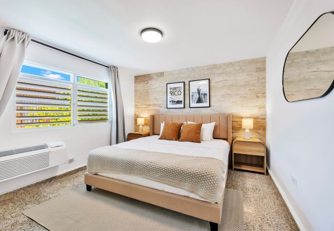Apartment in San Juan - 3BR Near Restaurants & Nightlife Sleeps 7
