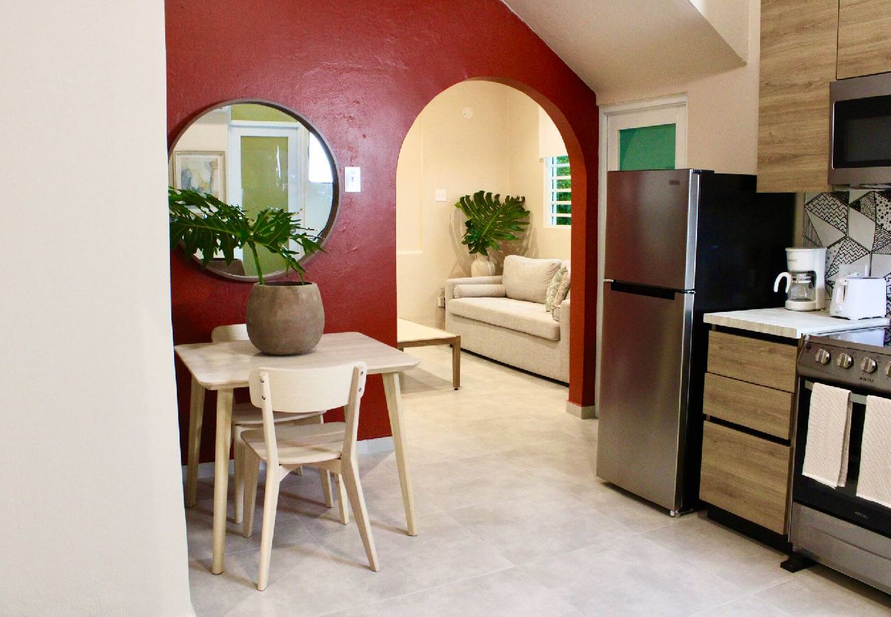 Apartment in San Juan - Cozy 2 Br Apartment Steps from La Cerra 