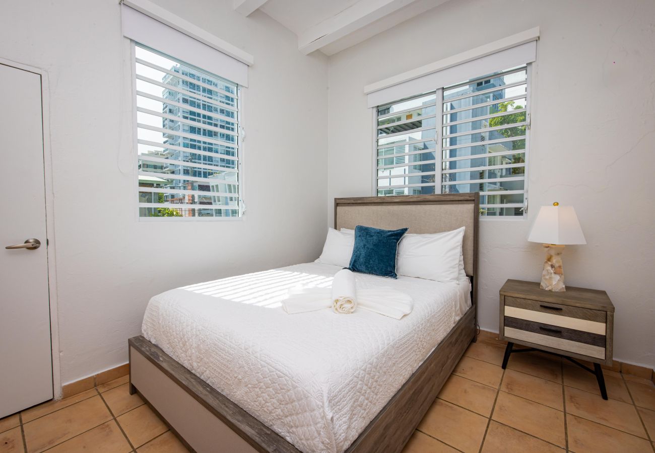 Apartment in San Juan - Cozy 2BR with a View Steps from La Cerra 