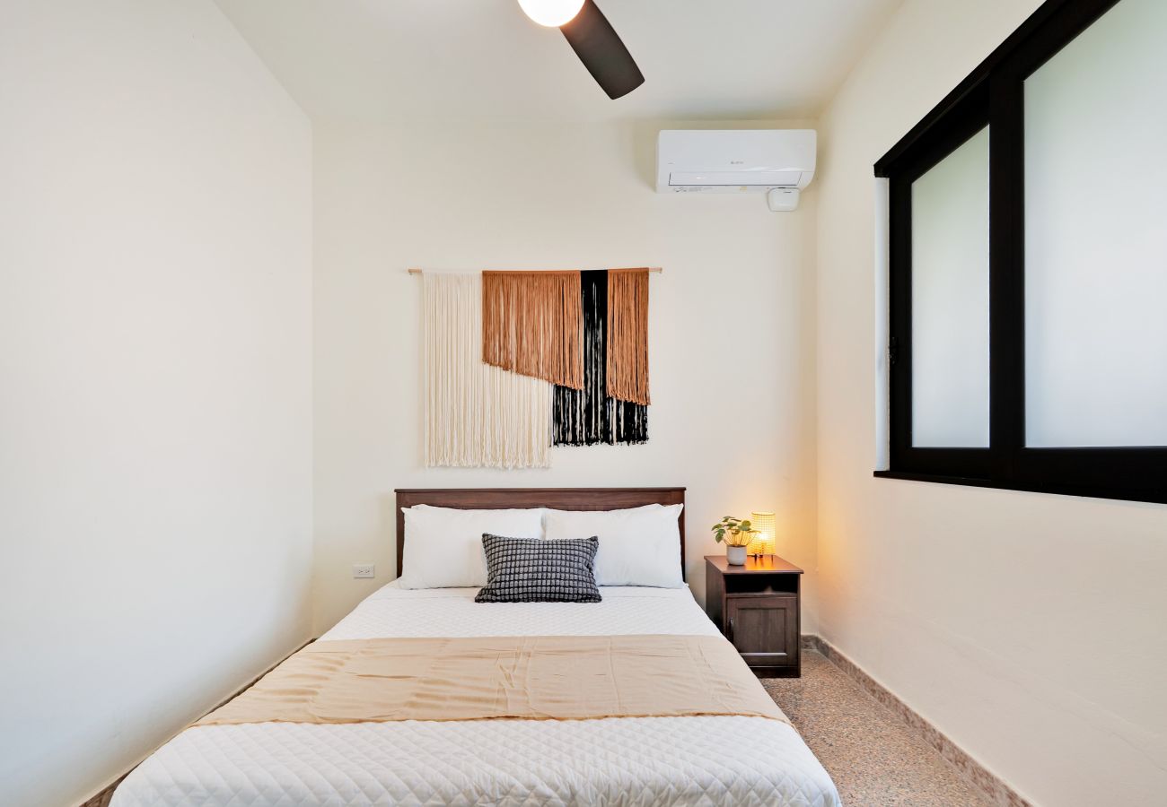 House in San Juan - Vibrant Santurce Caribbean Escape | 7BR w/ Rooftop