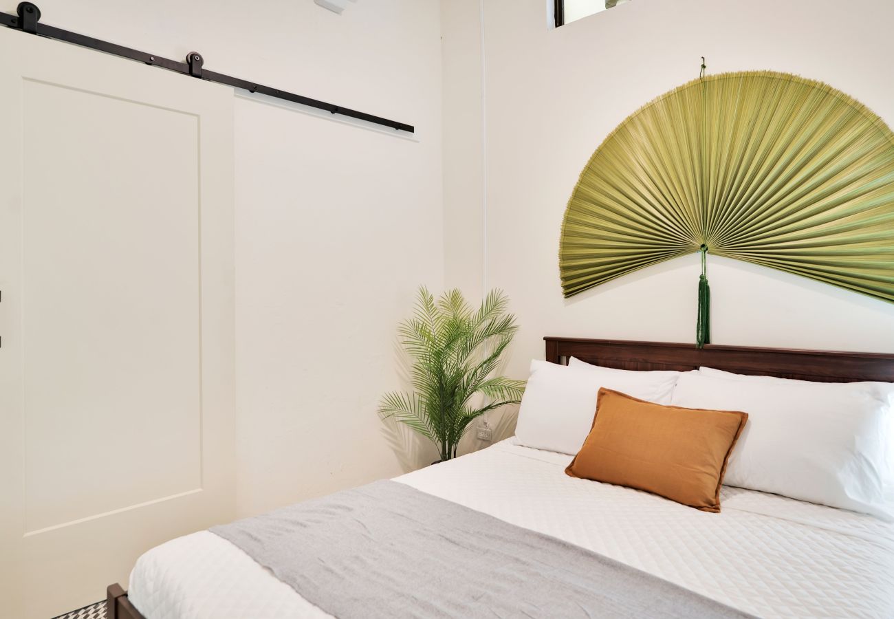 House in San Juan - Vibrant Santurce Caribbean Escape | 7BR w/ Rooftop