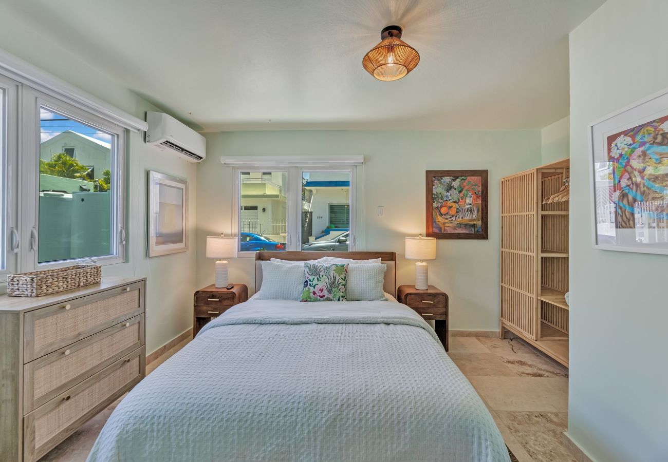 House in San Juan - 4BR Pool Home | 5 Min to Beach, San Juan