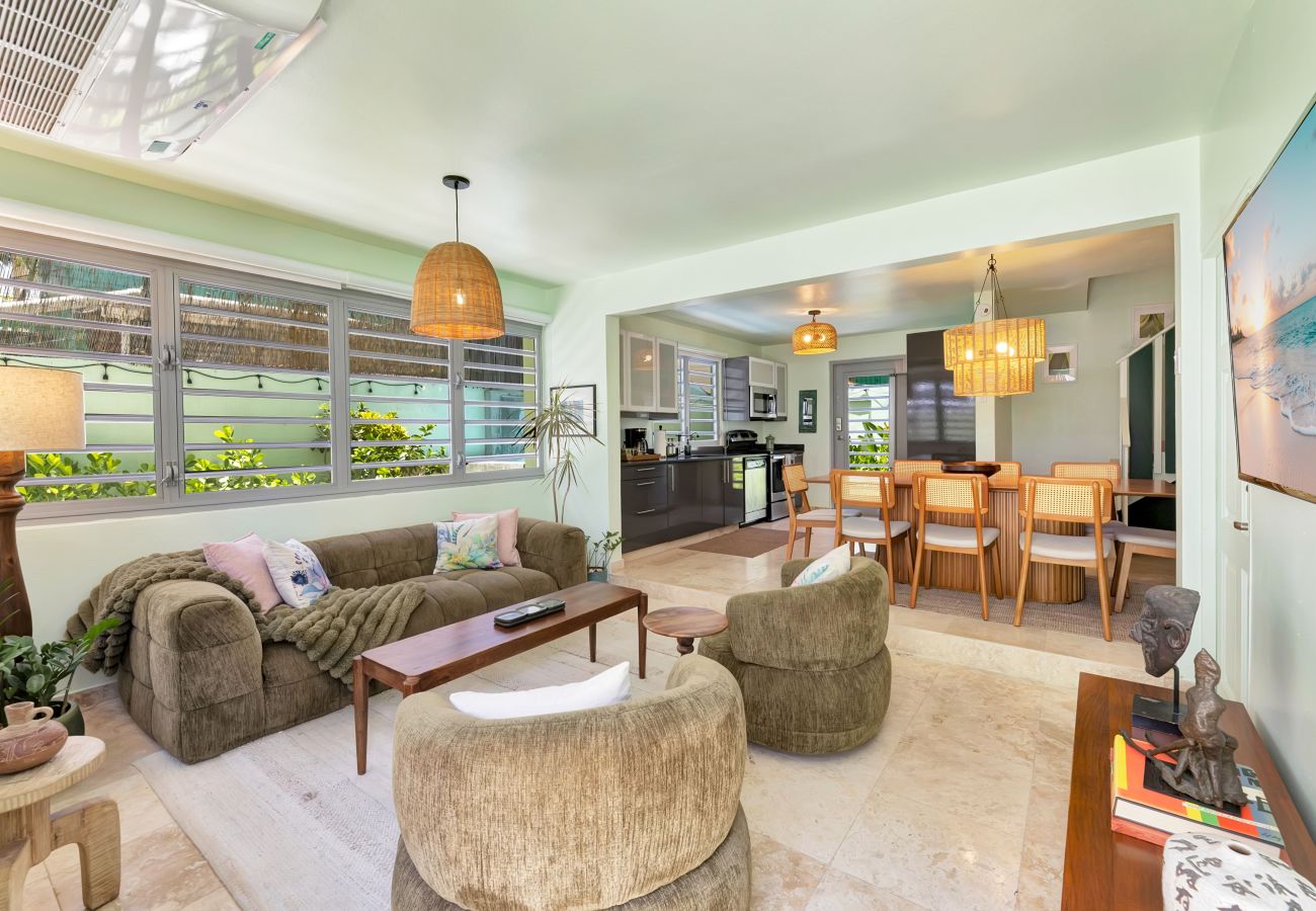 House in San Juan - 4BR Pool Home | 5 Min to Beach, San Juan