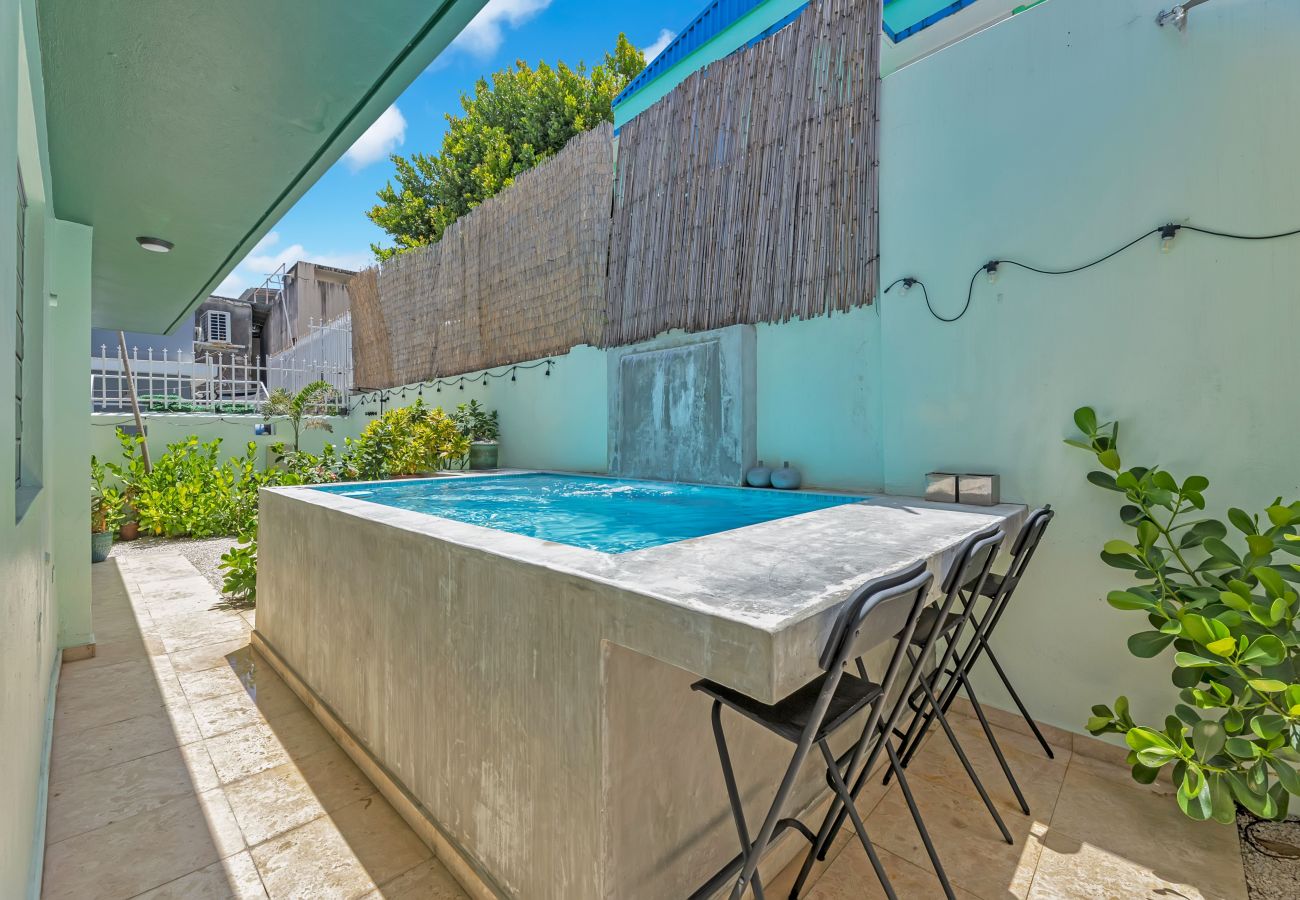 House in San Juan - 4BR Pool Home | 5 Min to Beach, San Juan