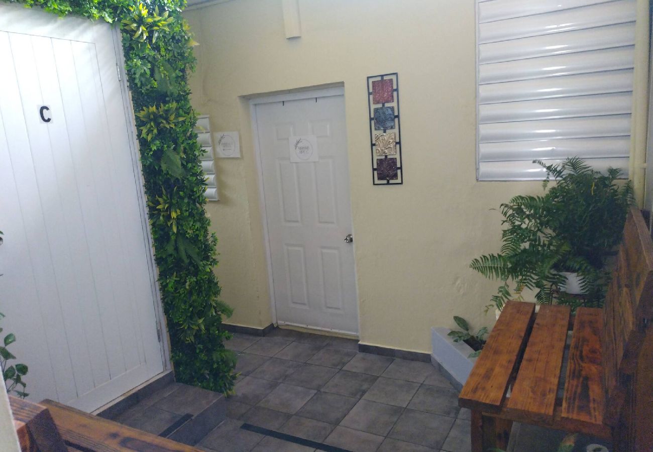 Apartment in Yauco - Boricua 2 | Eco Estudio con A/C y WiFi 