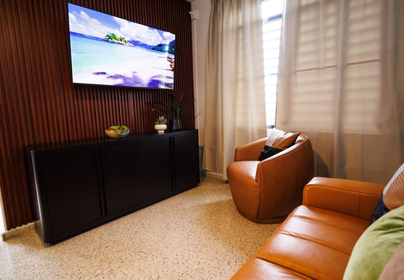 House in Camuy - 6BR Beachfront Compound w/ Generator & Games 