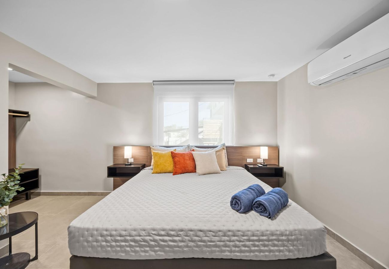 Rent by room in Carolina - Isla Verde Ocean Breeze | Luxury Beach Suites 2G