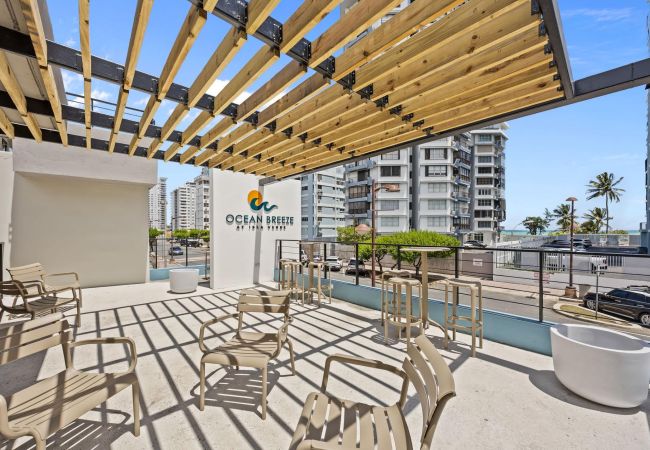 Rent by room in Carolina - Isla Verde Ocean Breeze | Luxury Beach Suites 2B