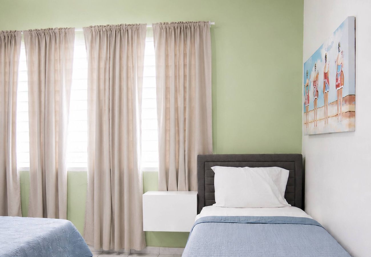 Apartment in San Juan - Budget 1BR Minutes from Escambron Beach 
