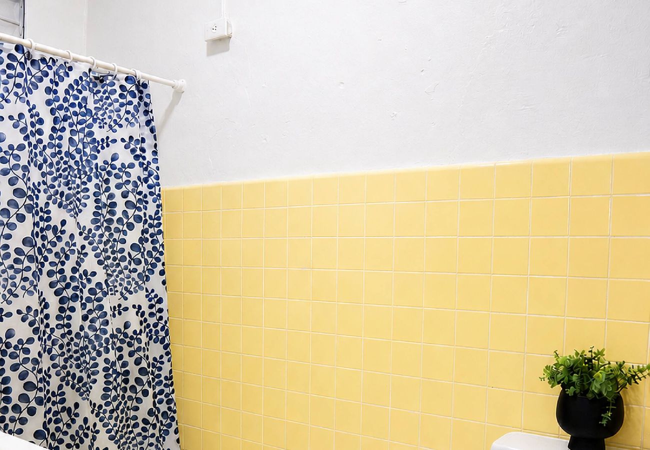 Apartment in San Juan - Spacious Budget-Friendly 1BR by Escambron Beach 
