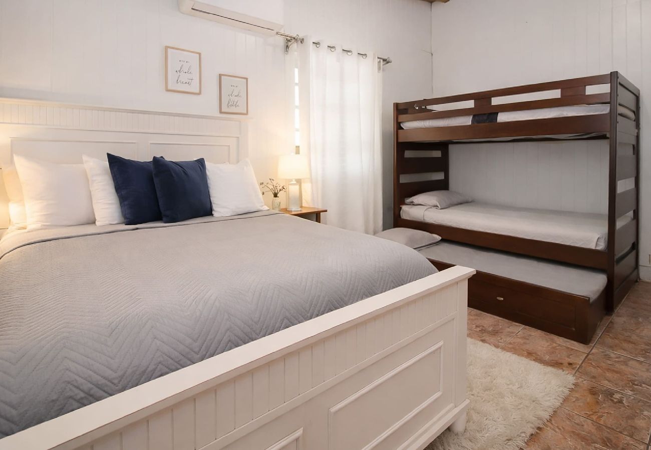 House in Rincon - Casa Isabel en Calvache Rincon PR for 6 people. 